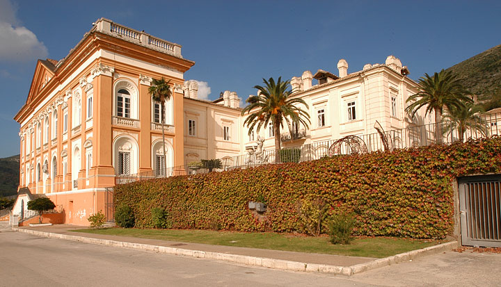 Furto al Belvedere di S. Leucio, pronta interpellanza