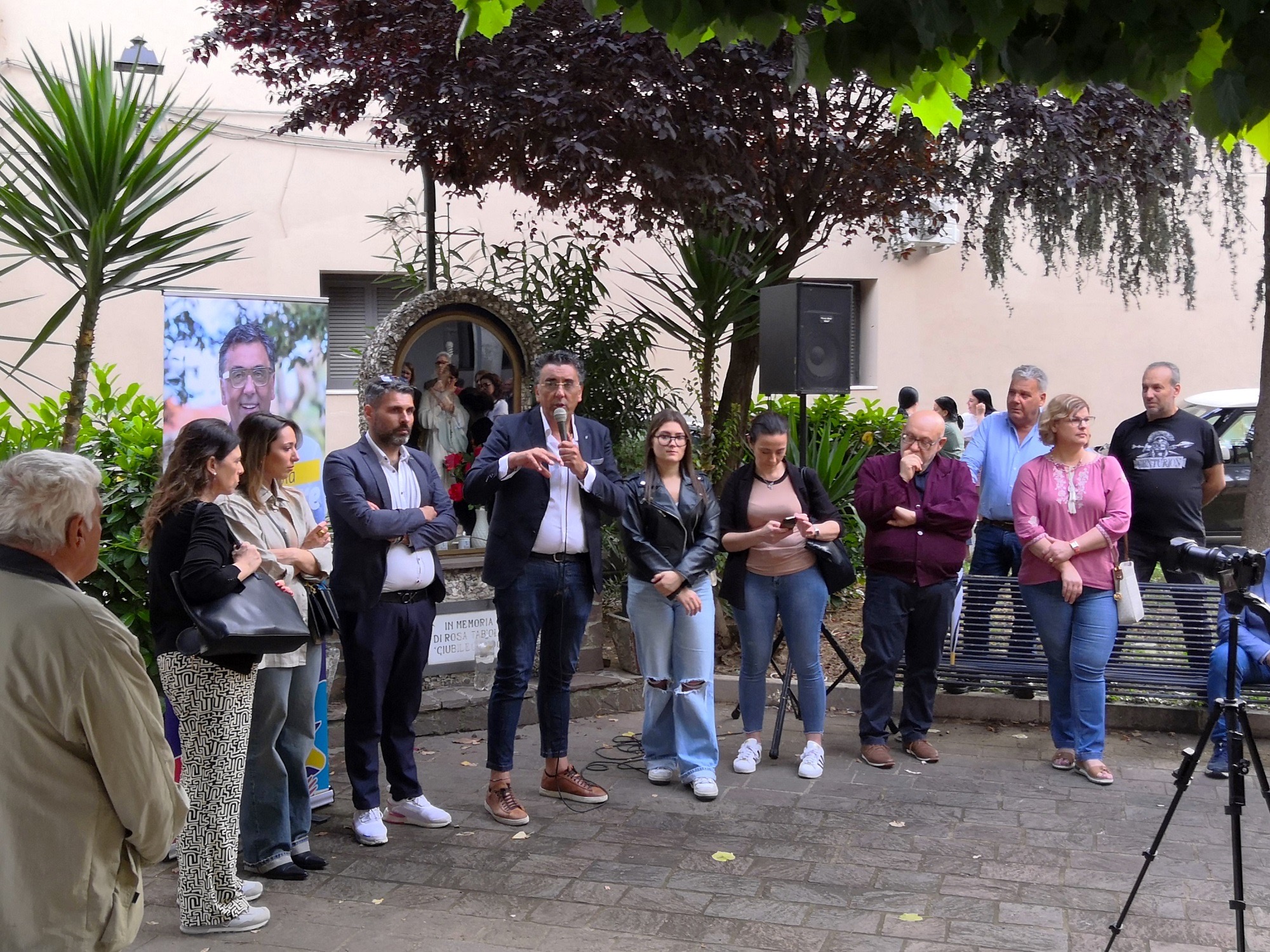 Cecere a Largo Botteghe: “Recupereremo l’antica vocazione del quartiere”