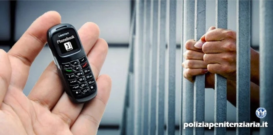 Nei guai 14 persone, per cellulari clandestini nel carcere di Santa Maria Capua Vetere